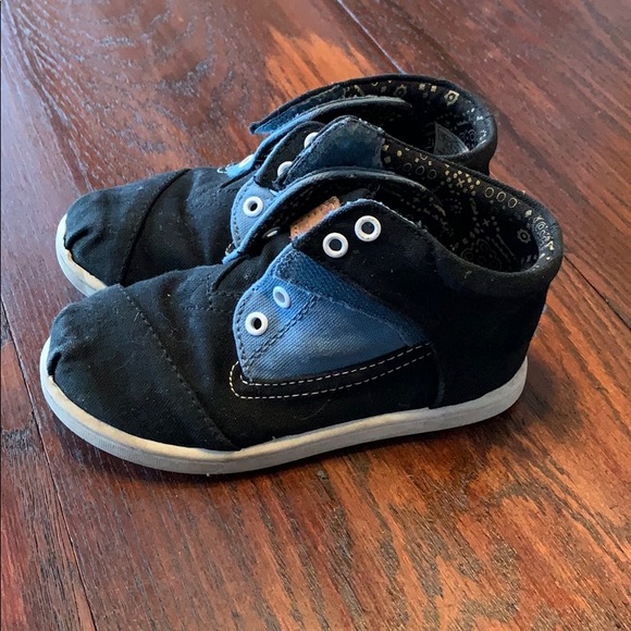 Toms Bandana Style Slip On - Picture 3 of 5